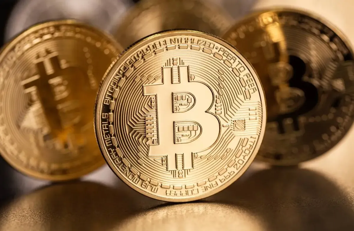 Uptober’ Kicks Off — Bitcoin Rockets Above $114K as ETF Hopes and Dollar Weakness Fuel Rally