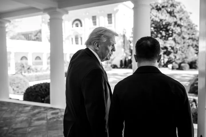 Trump and Zelenskyy Meet at White House as Ukraine Pushes for Tomahawk Missiles, U.S. Signals Caution
